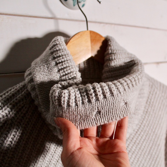 Soft & Cozy Oversized Cowl Neck Poncho - Picture 7 of 7